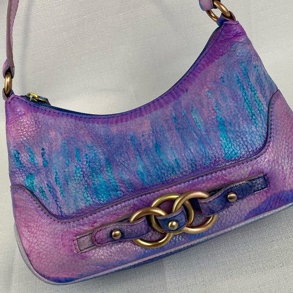 Recycled Riot brass circles bag - Picture 2 of 8